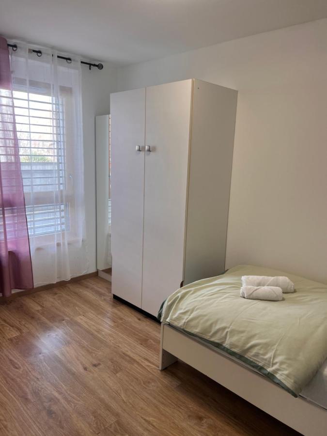 Appartement Red Jardin Tres Calme Saint-Louis  Dış mekan fotoğraf